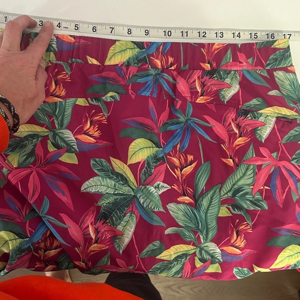 Chico's Red Tropical Skort - Picture 7 of 9